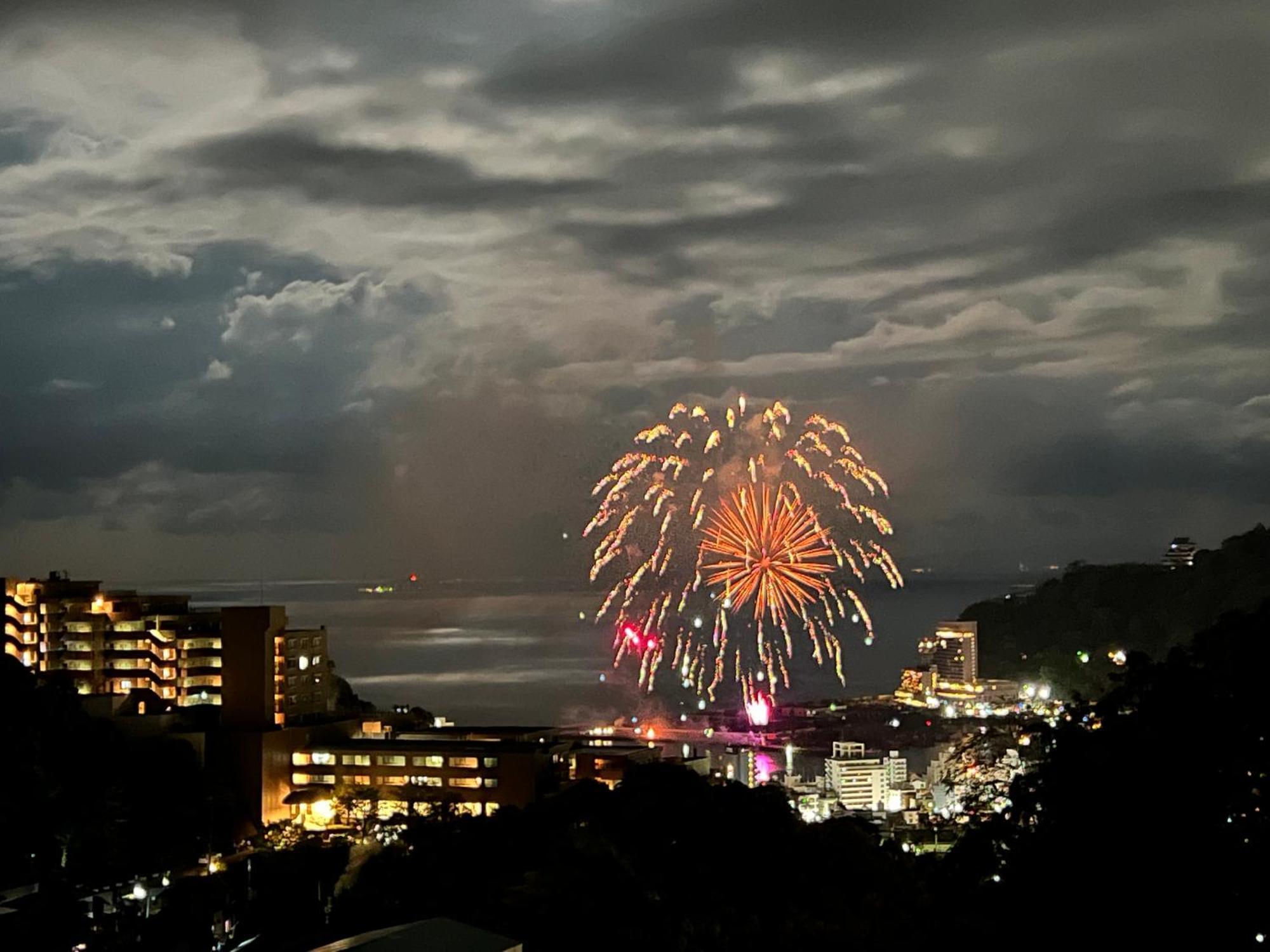熱海温泉　実の別荘 Atami  Zewnętrze zdjęcie